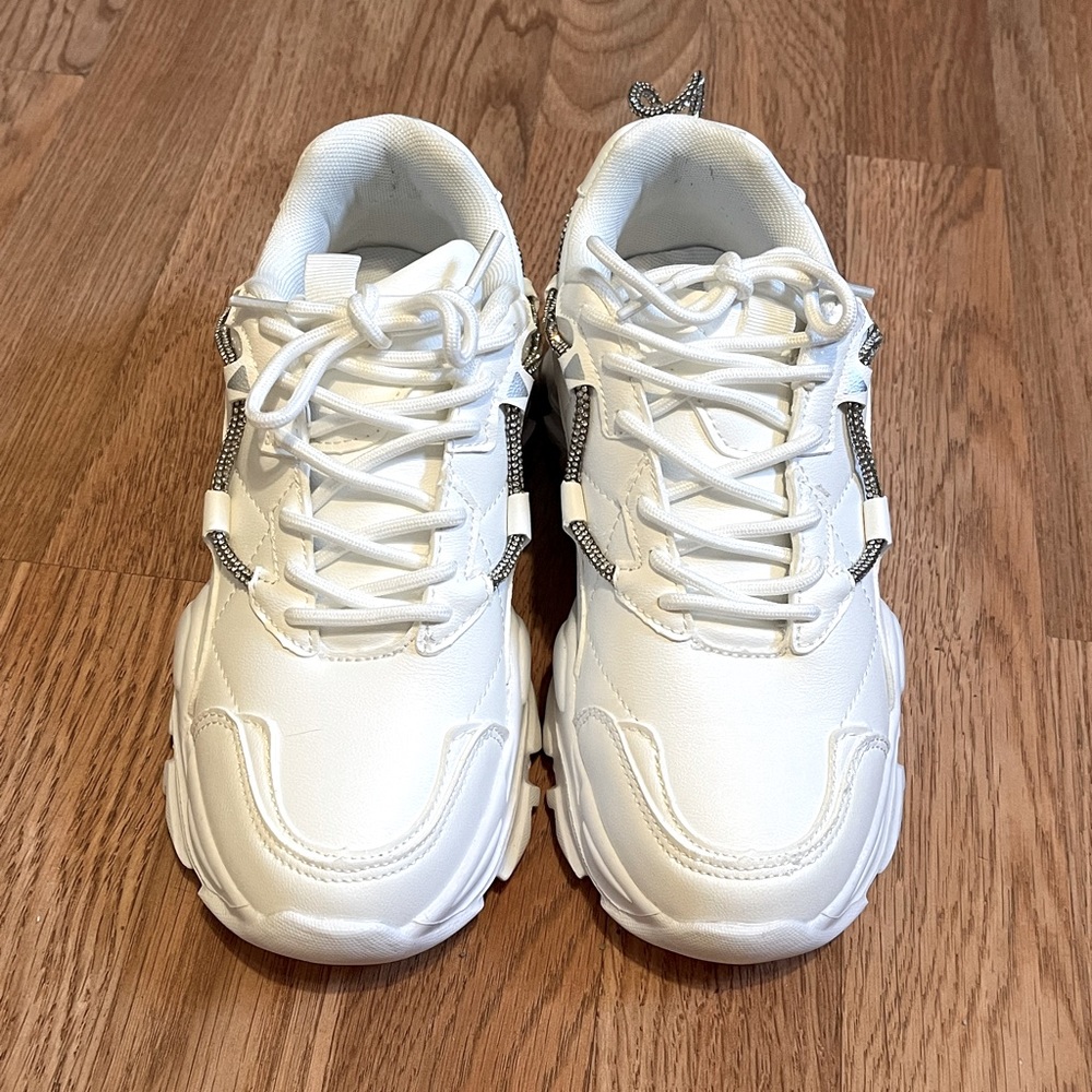 Liliana Dolls Kill white chunky sneakers